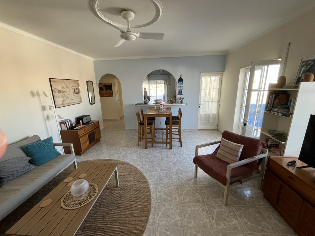 AMAZING rental apartment in Tavira Portugal sunny refuge 02b living room